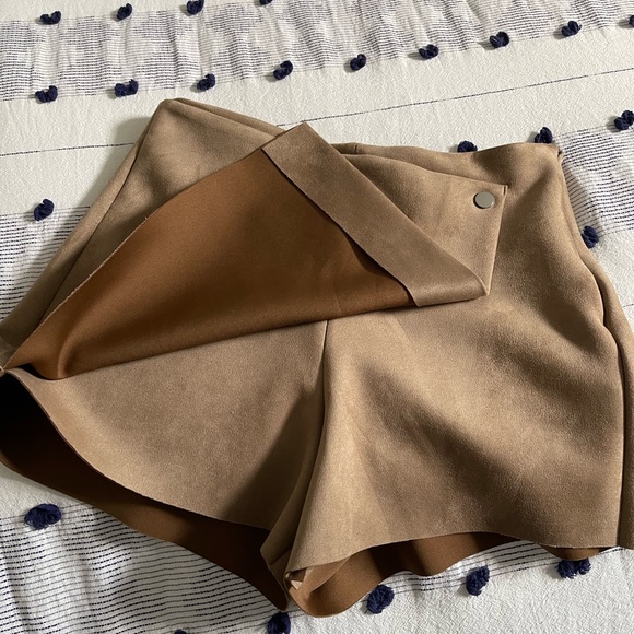 Faux Suede ZARA Skort - Size Small - Picture 2 of 7